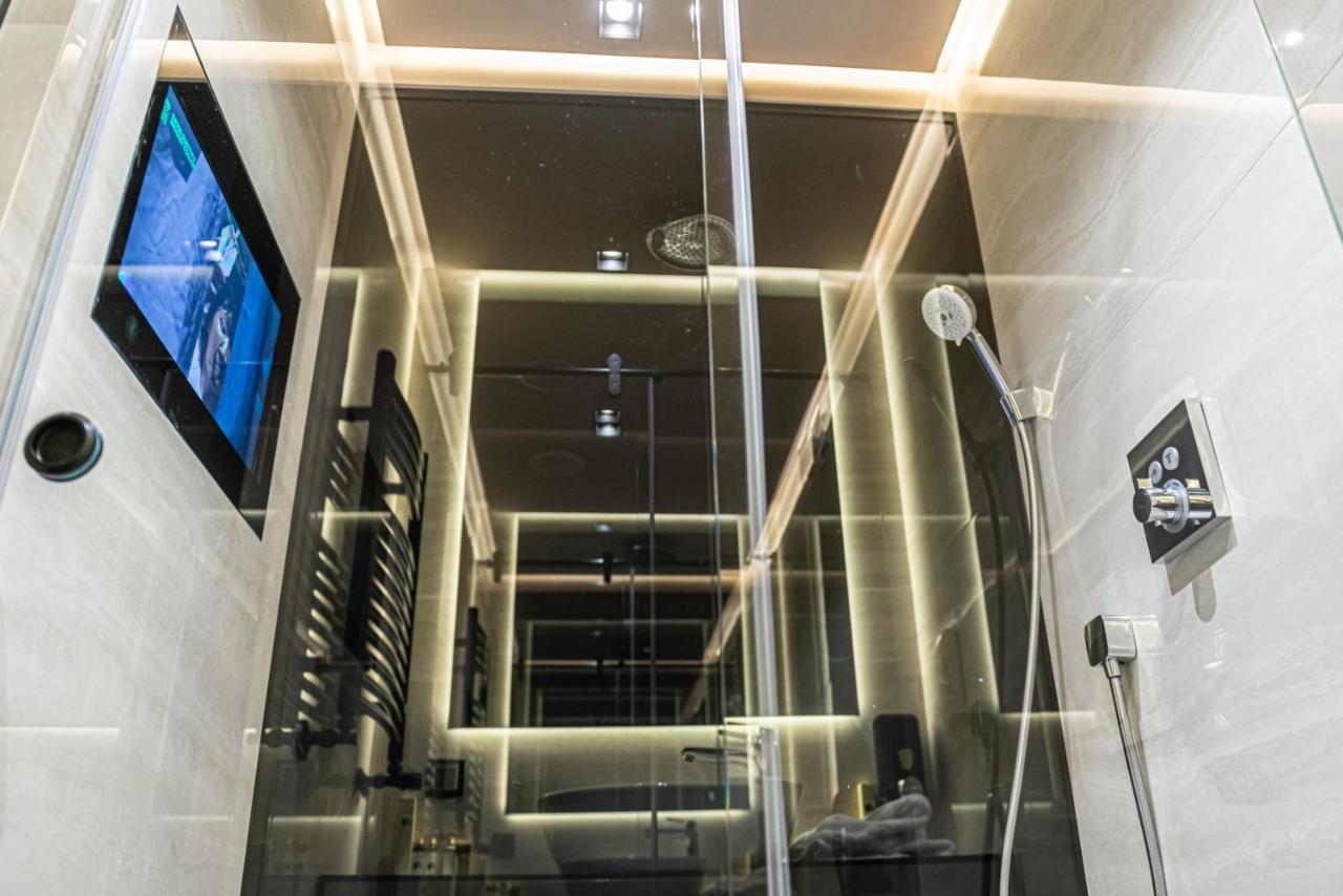 Marconio Wellness Private Pool & Spa - City Center Belgrád Kültér fotó